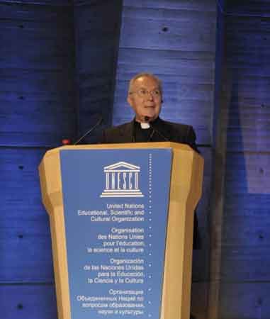 Monseigneur Follo